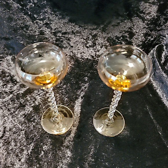 Vtg Amber Blown Glass Cordial Cocktail Glasses (2) Twisted Stem 5.5" tall - Picture 4 of 14